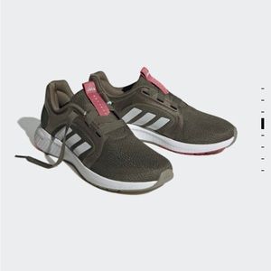 New never worn women's Adidas edge lux training shoes in color Olive strata